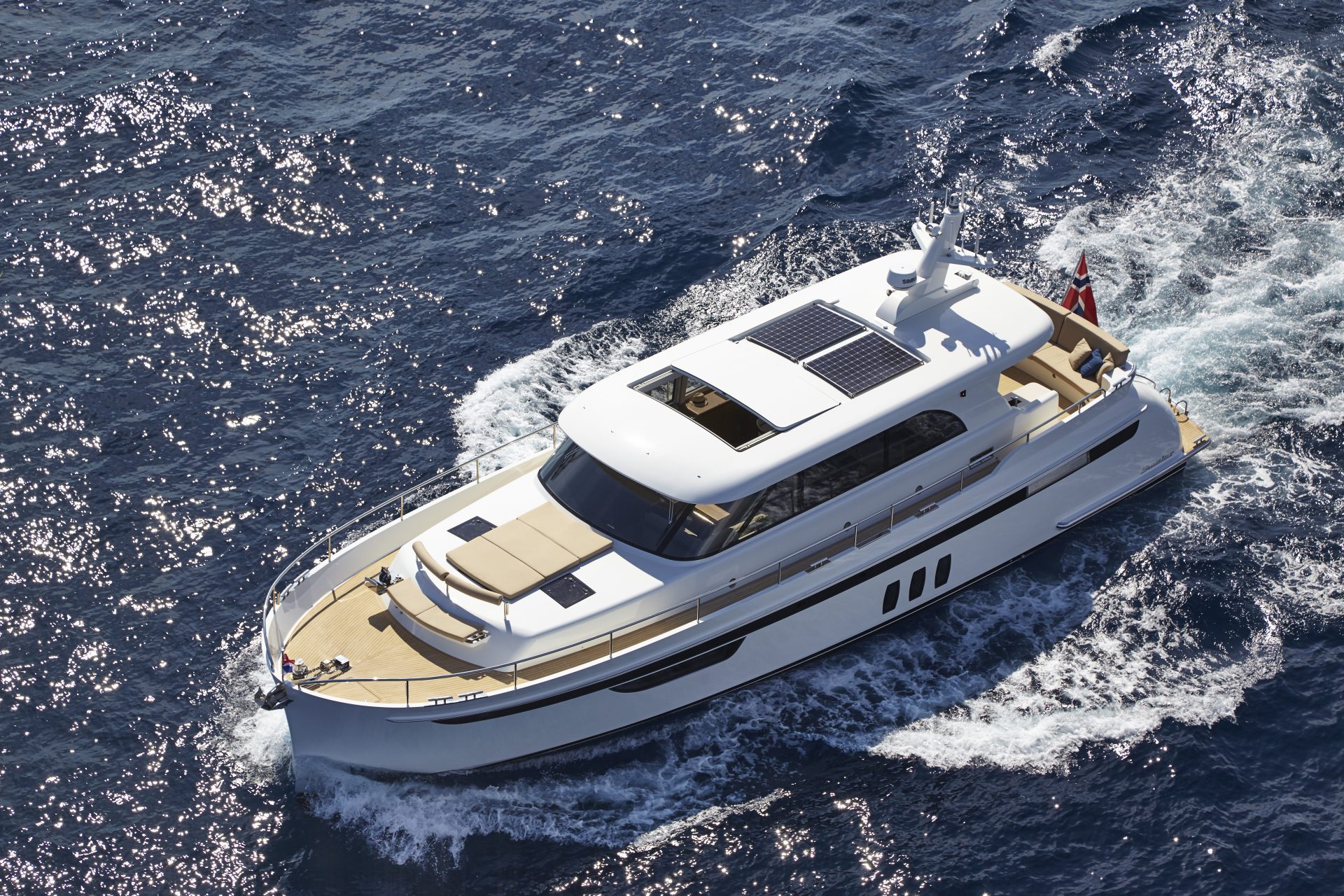 61S Electric  "HavGap" - Steeler Yachts